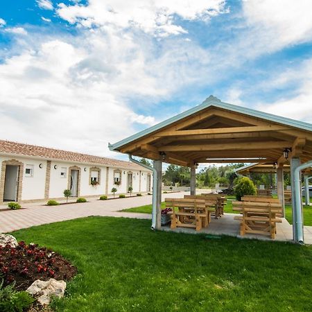 Apartments Slapovi Studenci Екстериор снимка