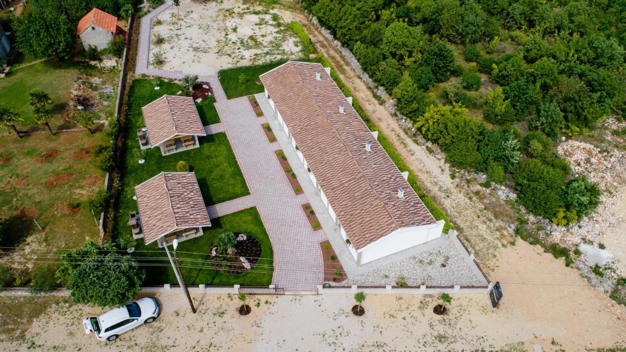 Apartments Slapovi Studenci Екстериор снимка
