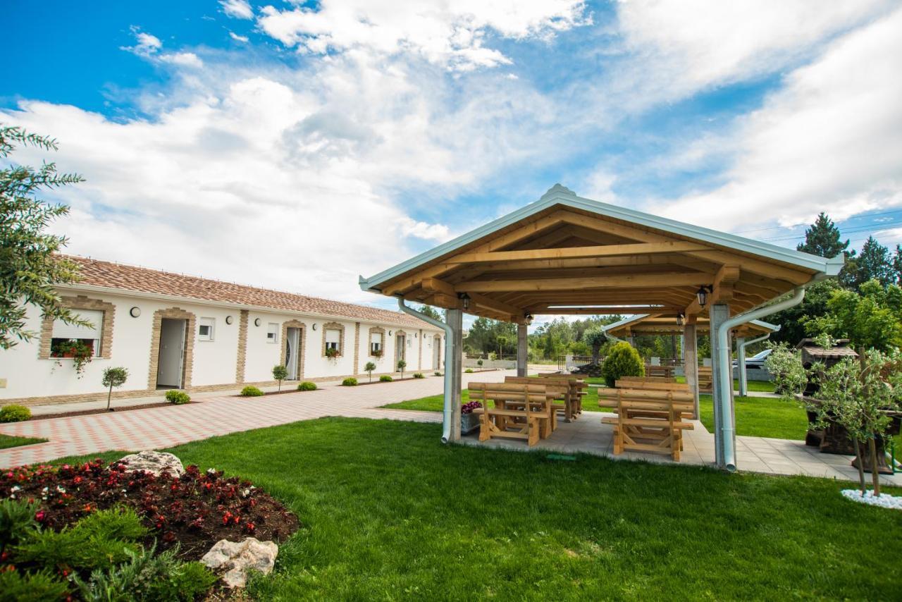 Apartments Slapovi Studenci Екстериор снимка