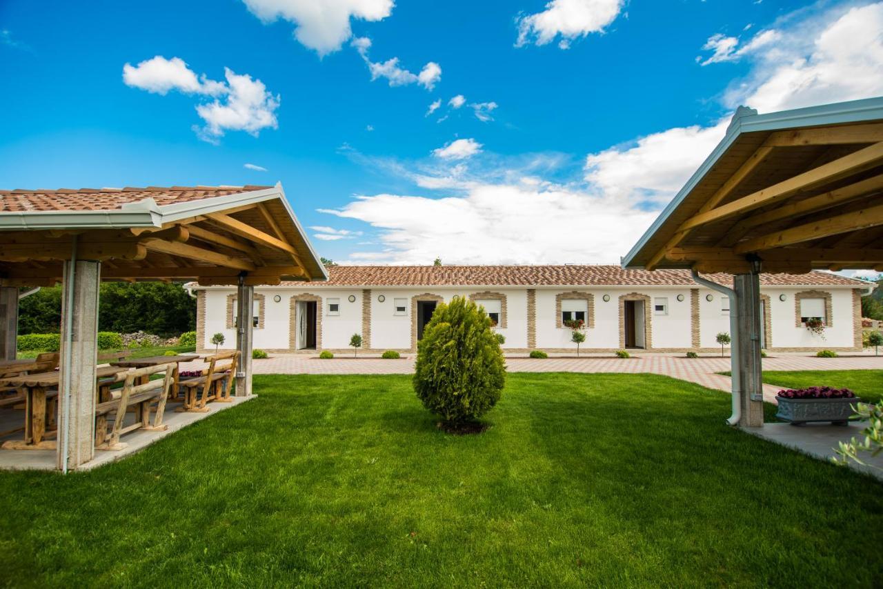 Apartments Slapovi Studenci Екстериор снимка