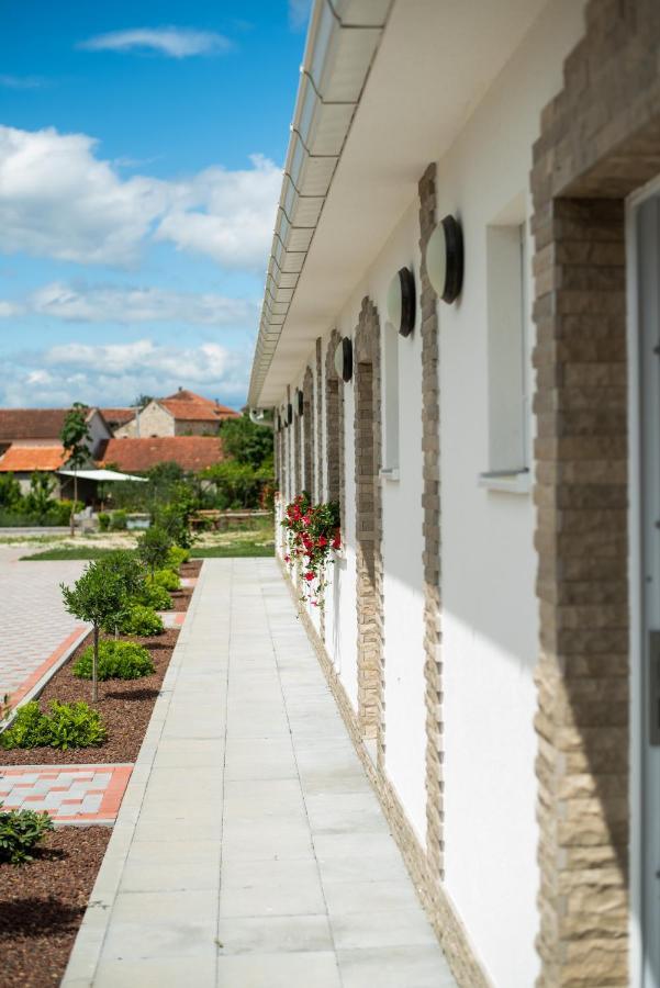 Apartments Slapovi Studenci Екстериор снимка