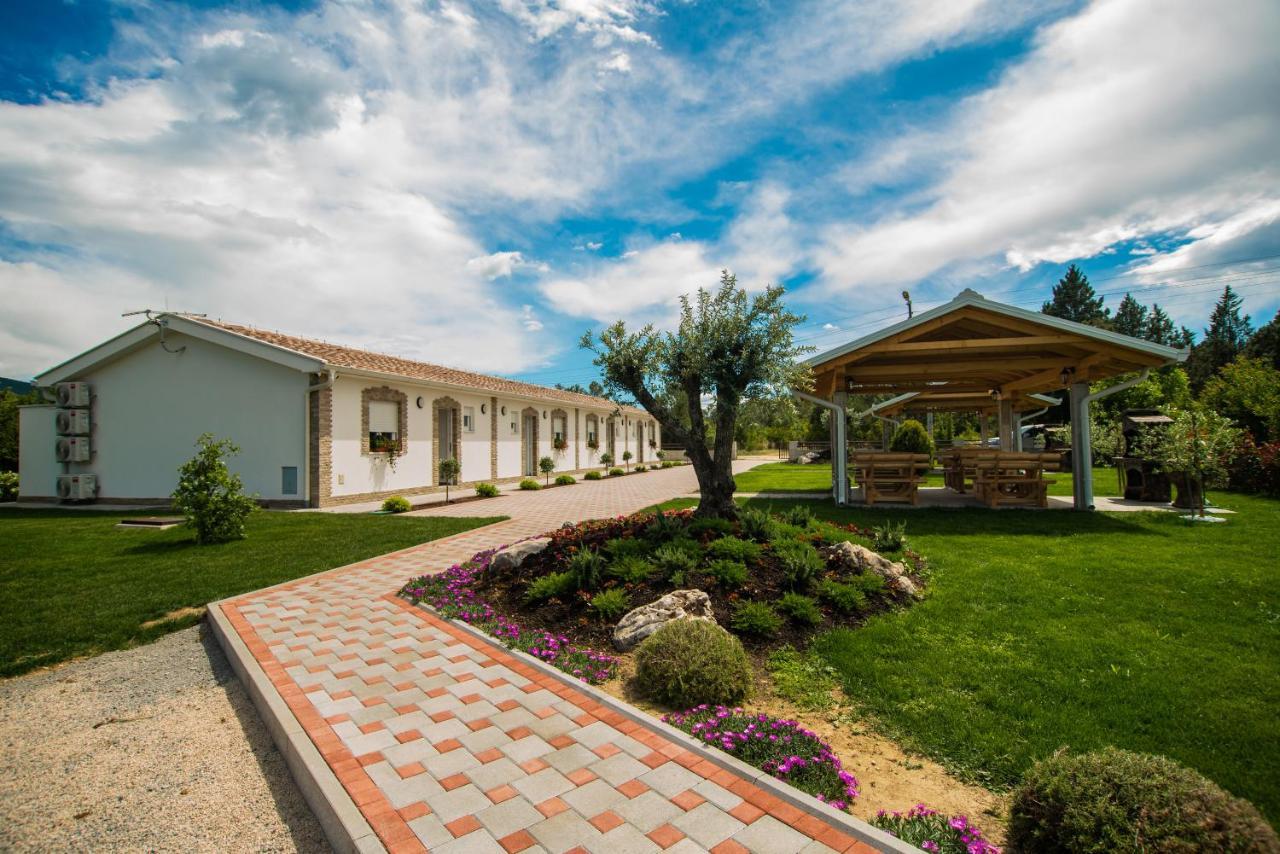 Apartments Slapovi Studenci Екстериор снимка